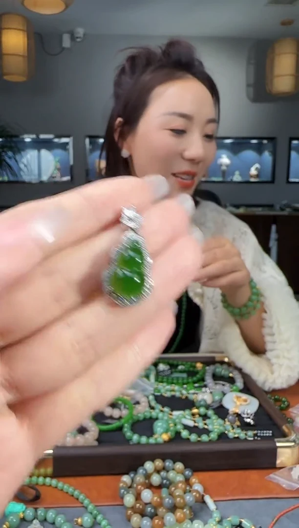 吊坠(不含链)银S925镶嵌和田玉1