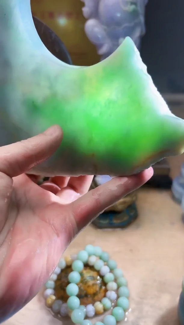 未镶嵌挂件翡翠A货张优9404