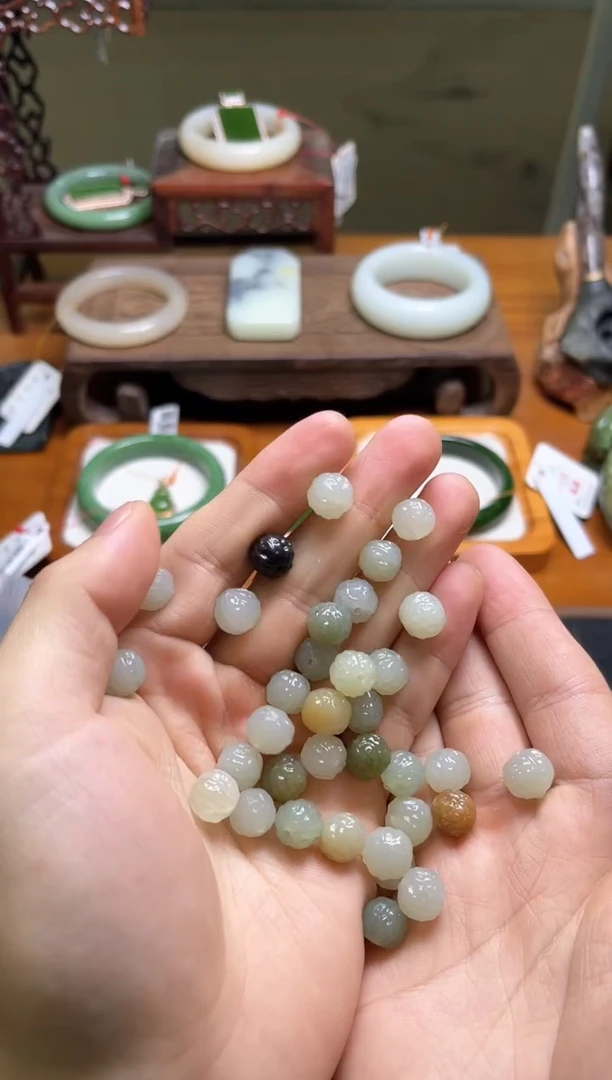 未镶嵌和田玉珠宝半成品卡10新疆料 核桃单珠 多样性发一