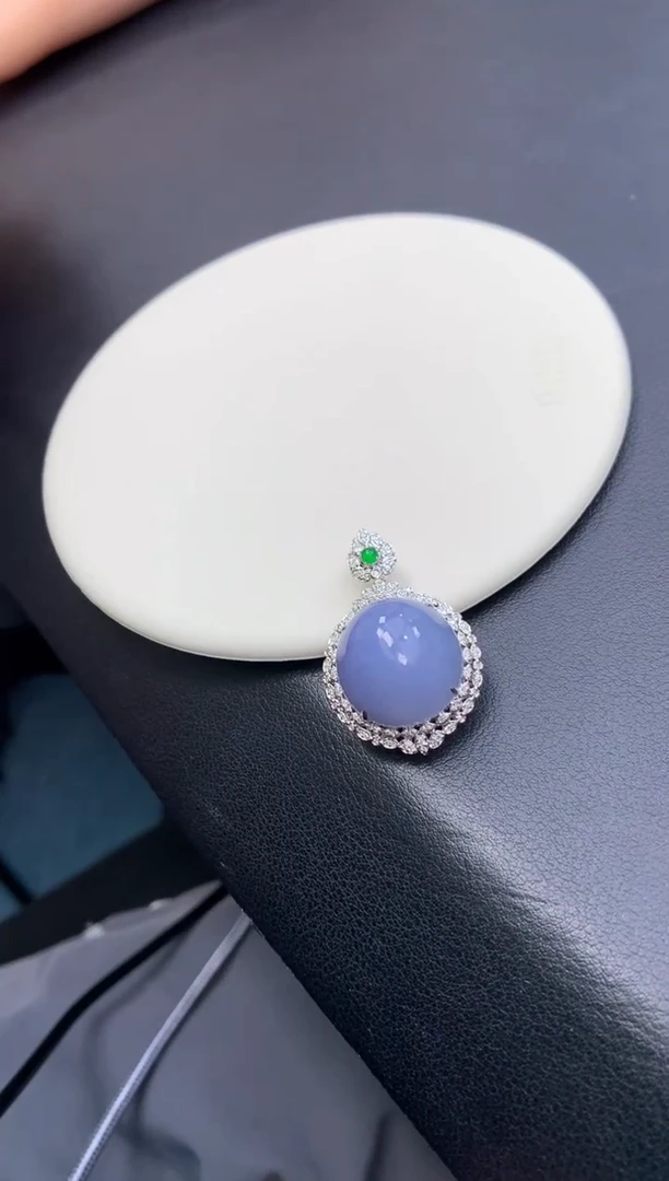 18K金镶嵌定制翡翠48小时鉴赏期 退货不扣服务费