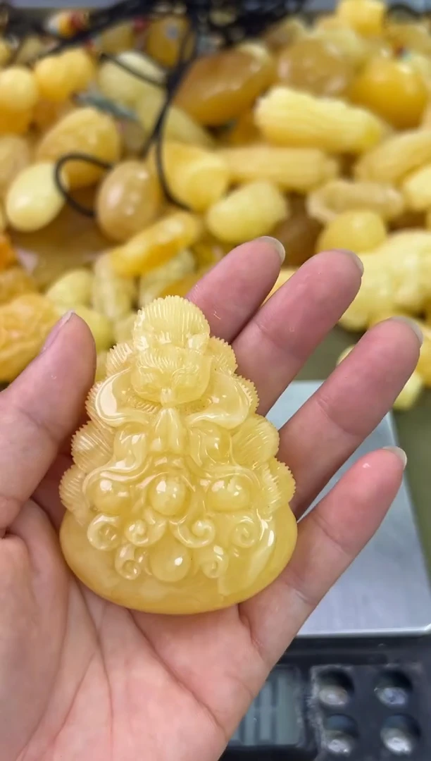 裸石琥珀未镶嵌琥珀蜜蜡吊坠