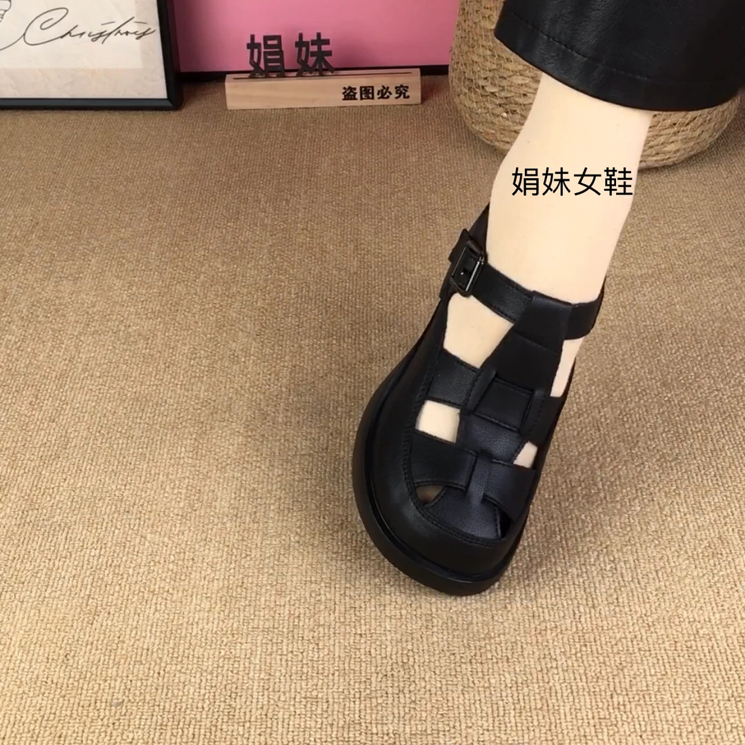 夏季罗马连体跟后空凉鞋