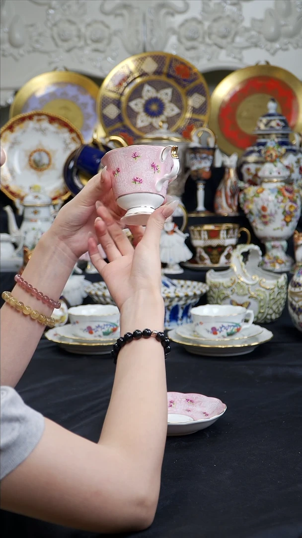骨瓷婷婷中古器物如图所示36