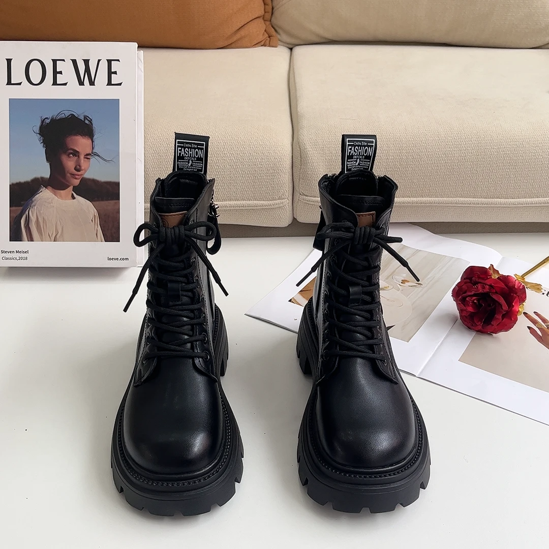 秋季纳帕纹女英伦马丁靴漆皮靴子cs春秋秋冬加绒2025双拉链增高