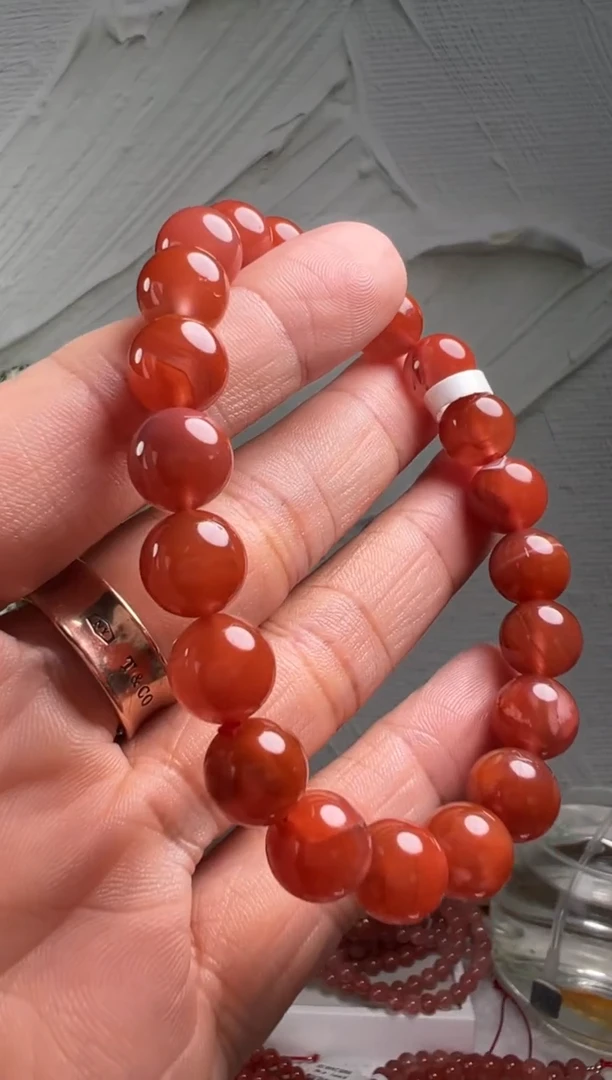 手串未镶嵌南红玛瑙南红玛瑙（默认微瑕)