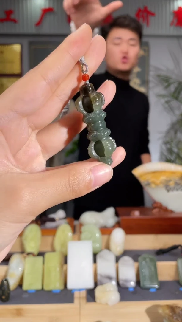 【闪购商品】和田玉颈饰未镶嵌拍一发一 多样性发货