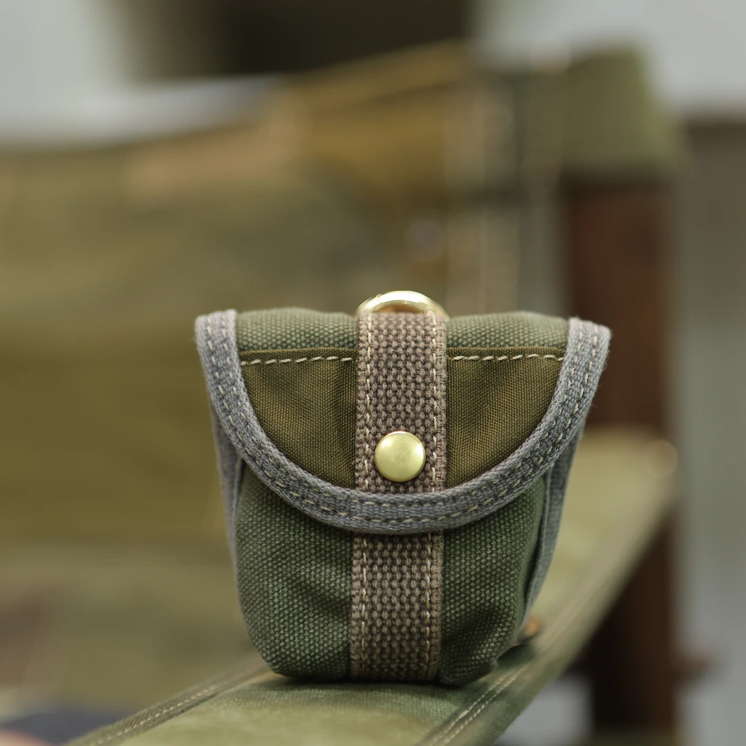 方向皮具新款手工皮具经典复古老帆布改造钥匙包耳机包收纳包8637