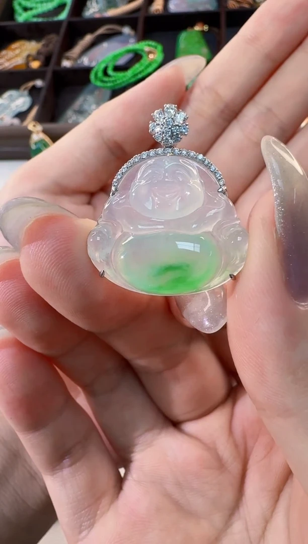 颈饰18K金镶嵌翡翠缅甸A货翡翠