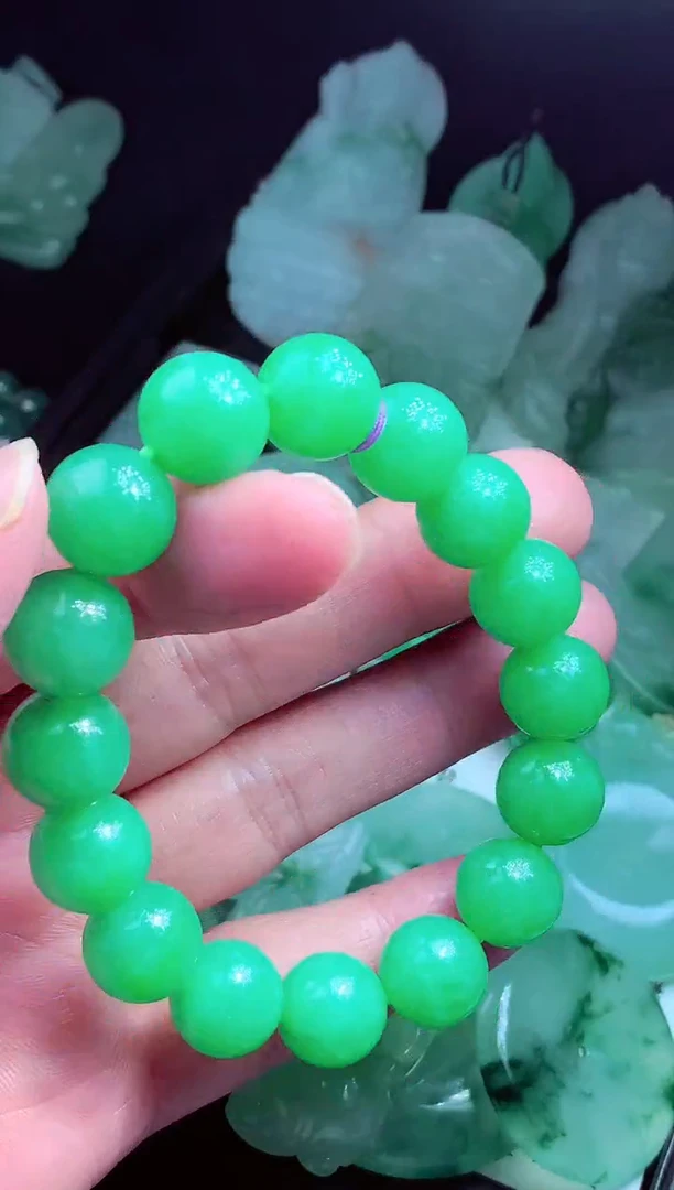 未镶嵌定制翡翠莫*?翡翠毛货定制