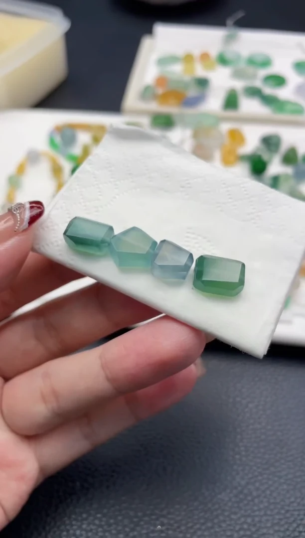 【闪购商品】定制翡翠未镶嵌珠子