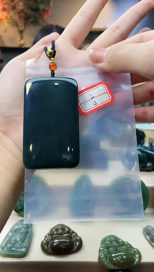 未镶嵌和田玉挂件1