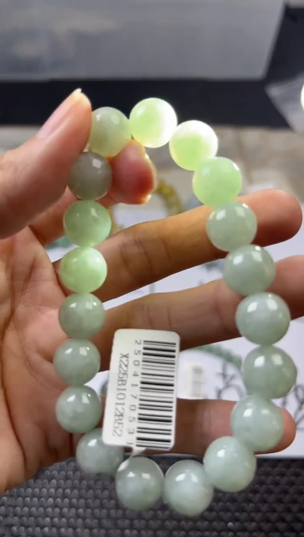 未镶嵌定制翡翠翡翠
