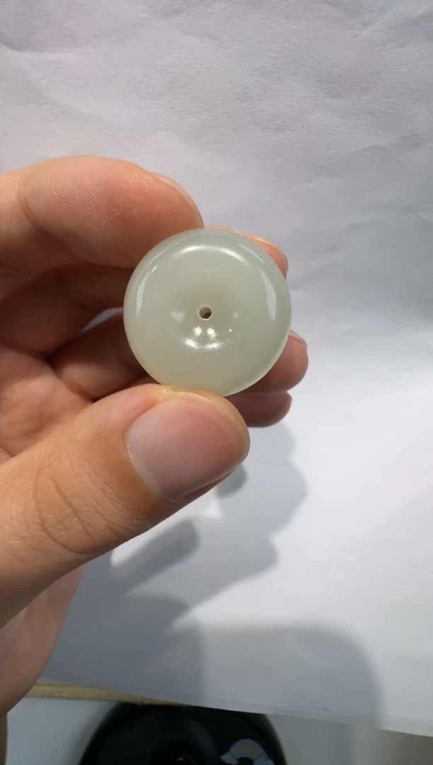 颈饰未镶嵌和田玉25mm精品平安扣