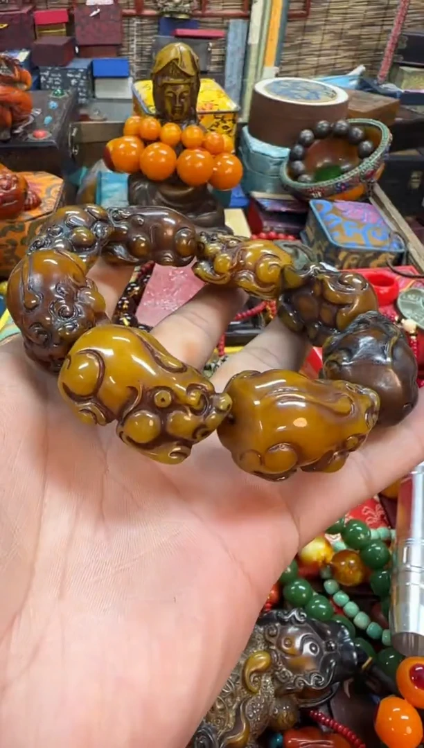 【闪购商品】蜜蜡裸石未镶嵌推荐好物如图所示