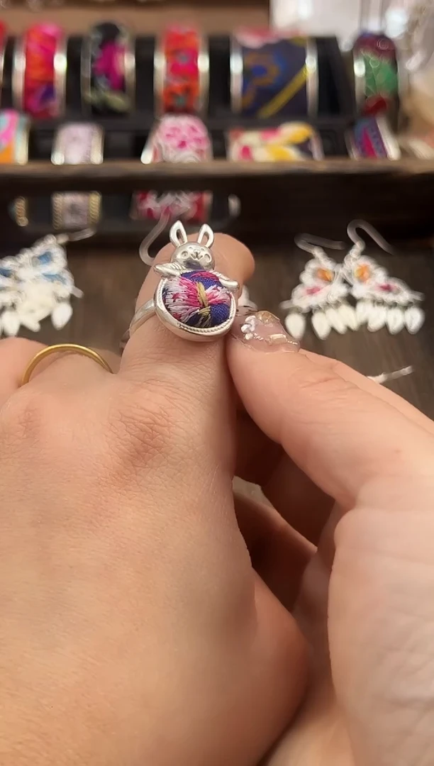 【闪购商品】织绣民族风老绣饰品416