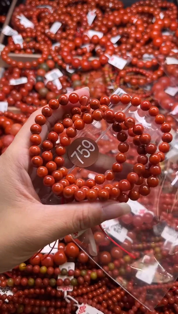 南红玛瑙未镶嵌珠宝奇石759-7