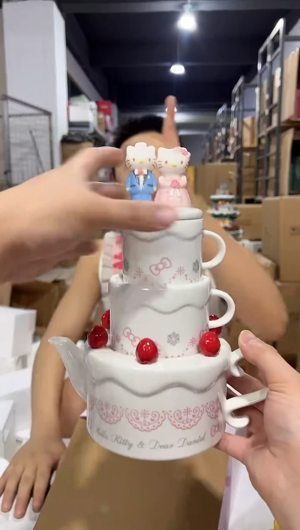 瓷片原盒kt猫结婚茶壶套组