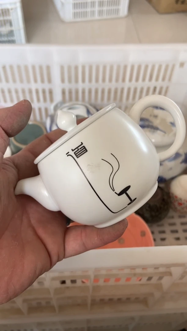 无运费险有瑕疵的摄影的产品有使用过的痕迹有点脏介意勿拍