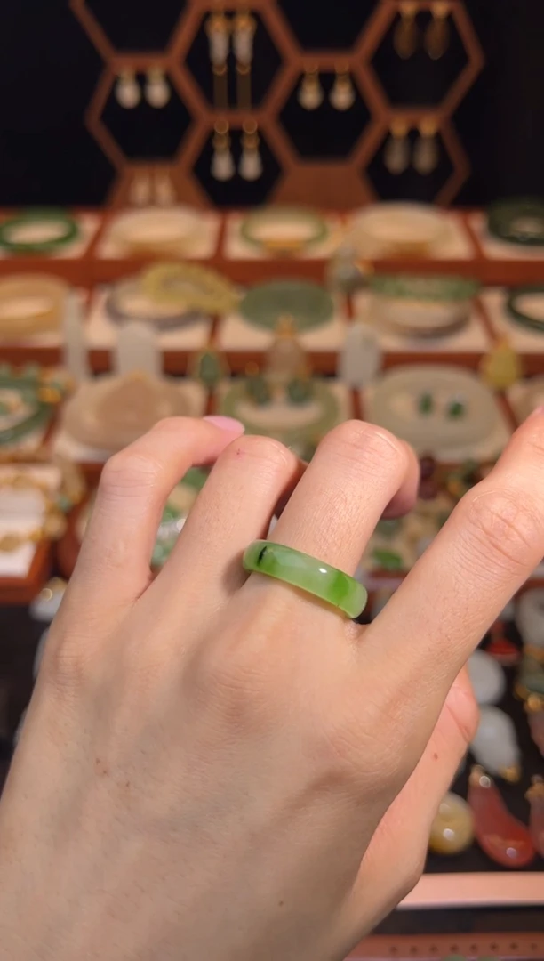 未镶嵌戒指和田玉心****爱17