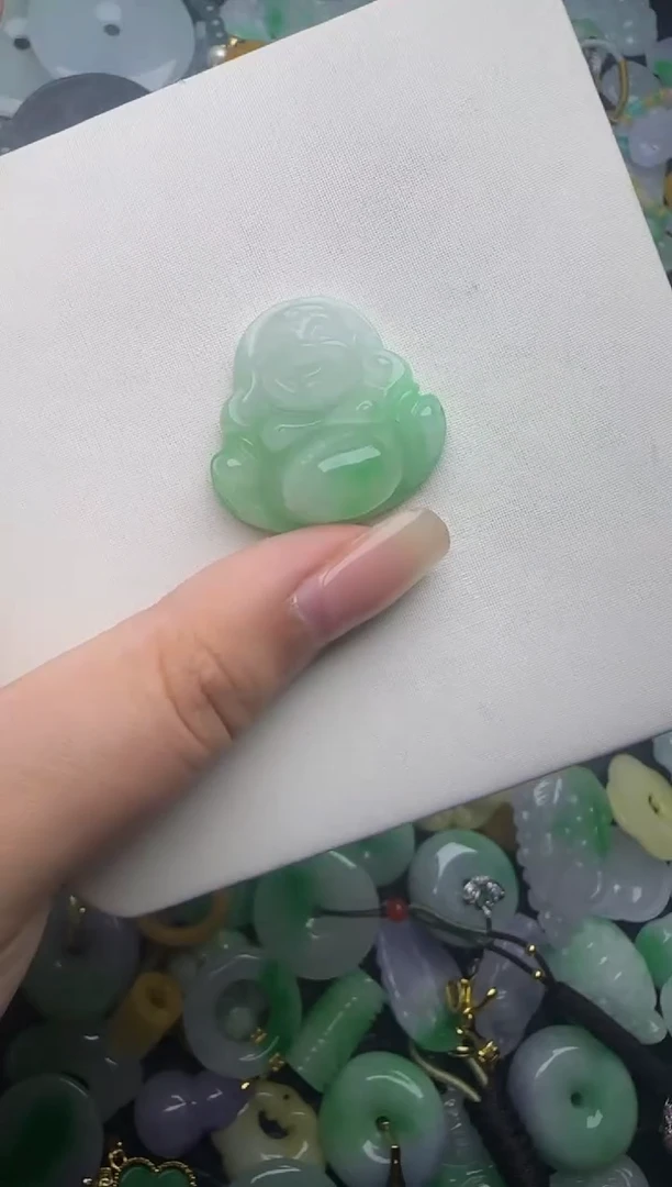 翡翠未镶嵌颈饰天然缅甸翡翠吊坠