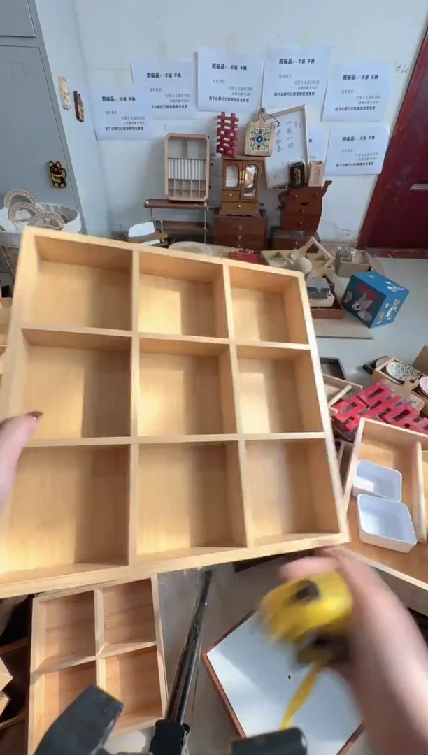 原木色九宫格微瑕拍下不退不换无售后