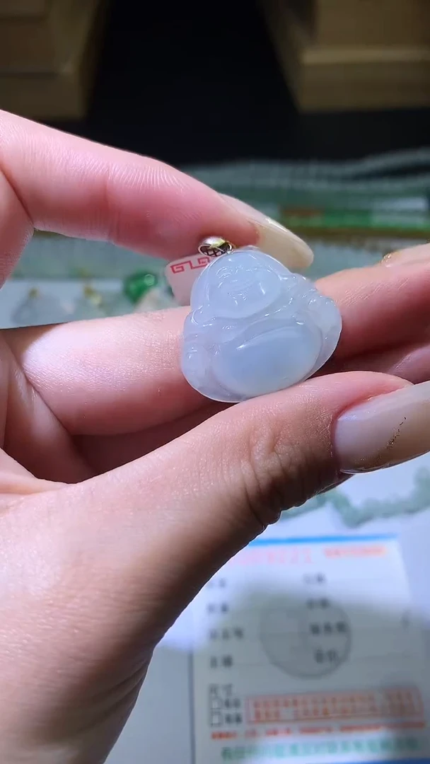 颈饰18K金镶嵌翡翠ZX031911