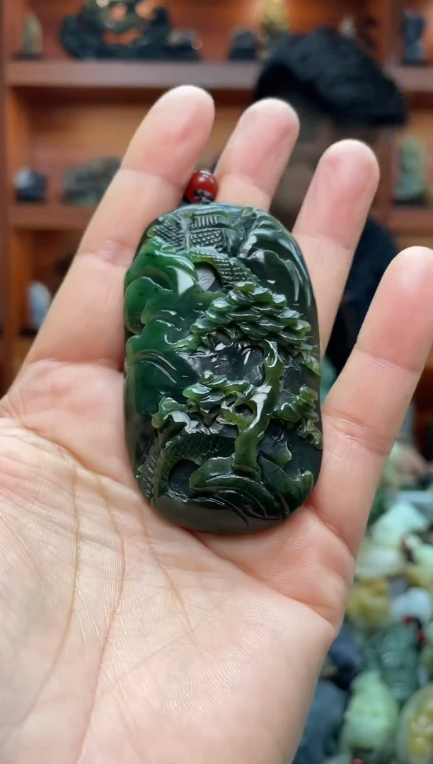 未镶嵌和田玉把件1