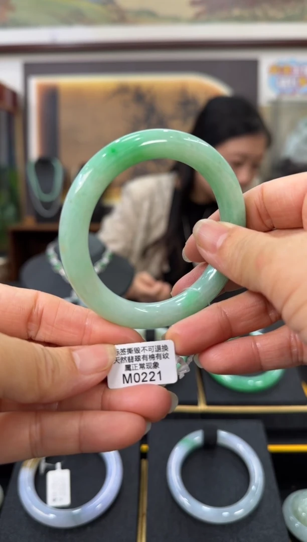 翡翠手镯未镶嵌圆条54 M0221 需包容