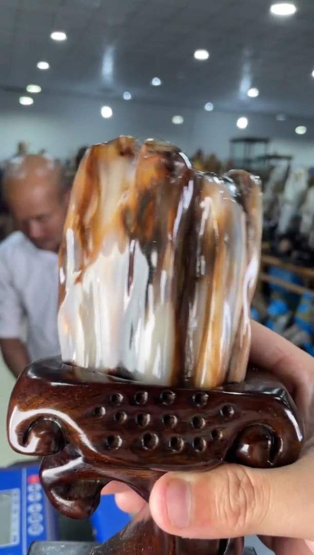 【闪购商品】硅化玉摆件未镶嵌96