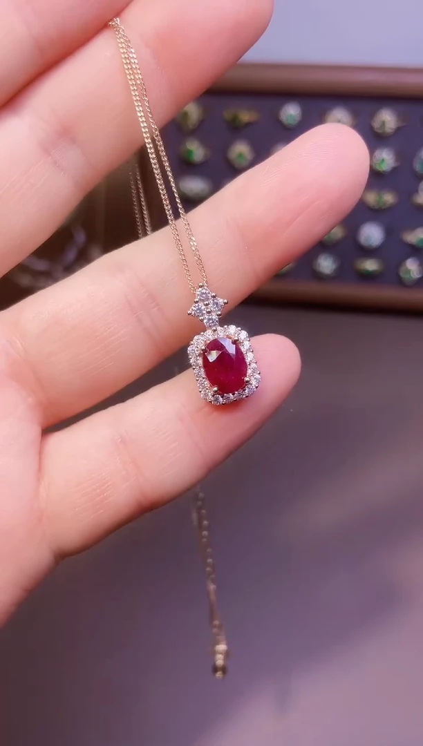 【闪购商品】红宝石吊坠(赠链)银S925镶嵌一条