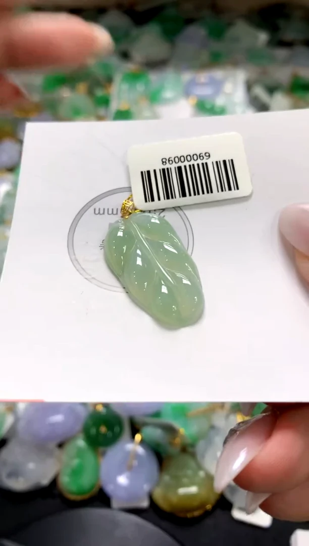 颈饰未镶嵌翡翠1111111111111111