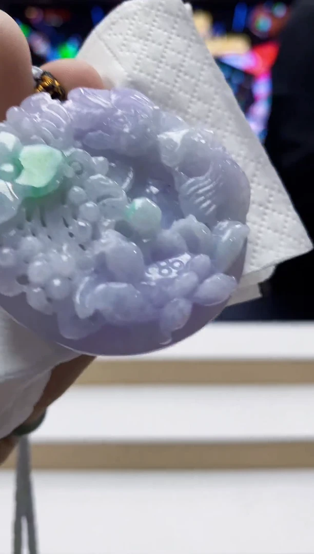 未镶嵌定制翡翠-毛货挂件 （赠珠链）20