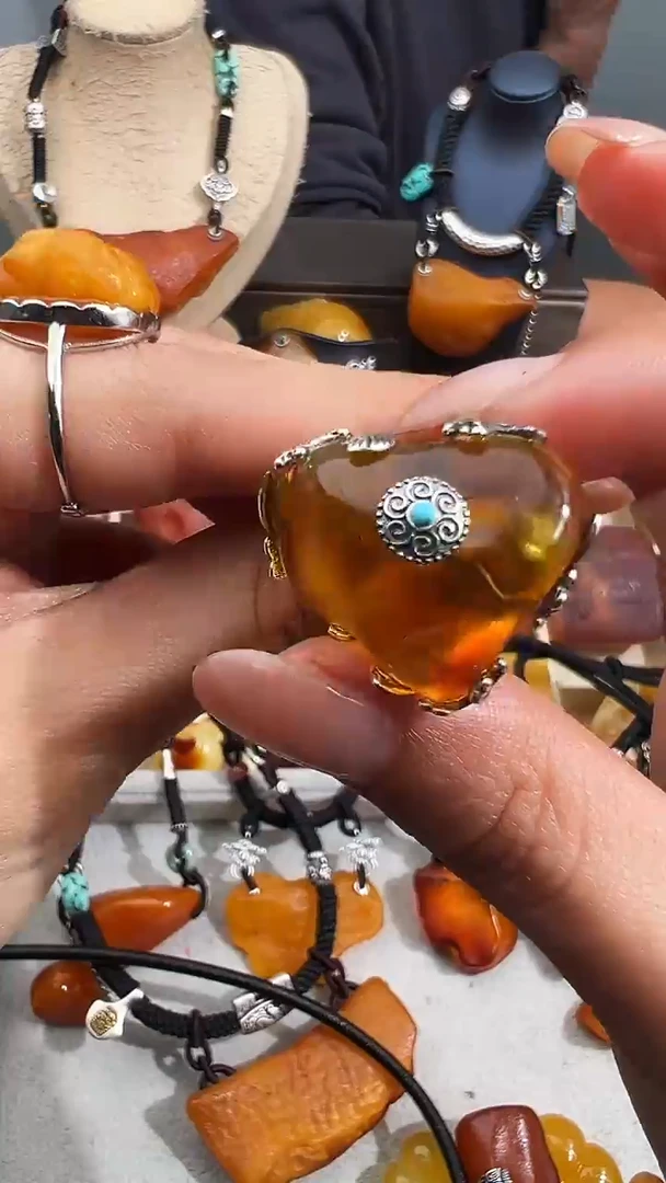 【闪购商品】蜜蜡裸石未镶嵌似玉