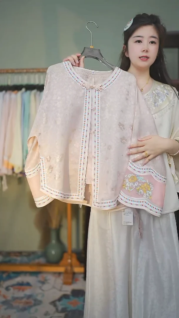 刺绣M码120斤内百搭款上衣单层