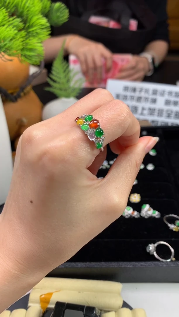 未镶嵌戒指翡翠航****性---115089