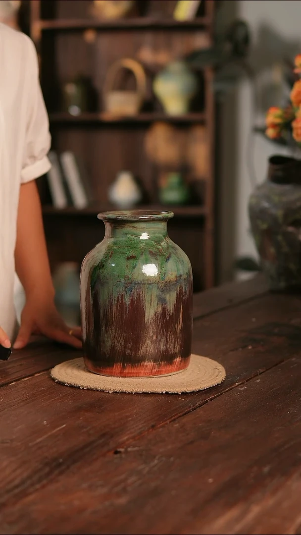 摆件24-108高23口9误差2无孔