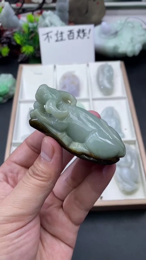 吊坠(不含链)未镶嵌翡翠天然缅甸A货翡翠