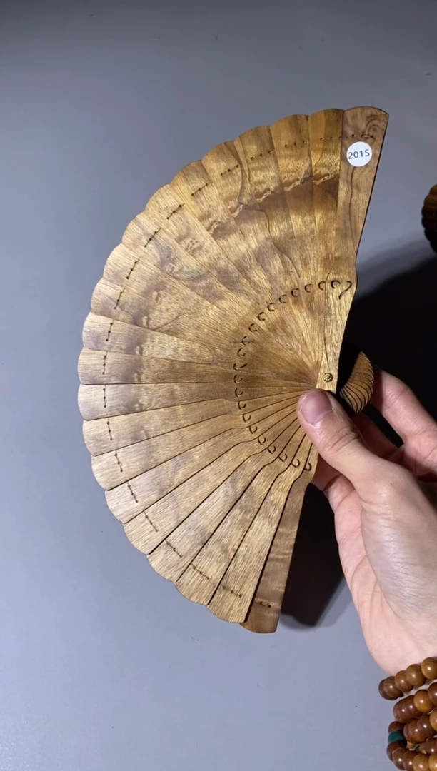 【闪购商品】金丝楠201号15cm金丝楠木小叶桢楠扇子