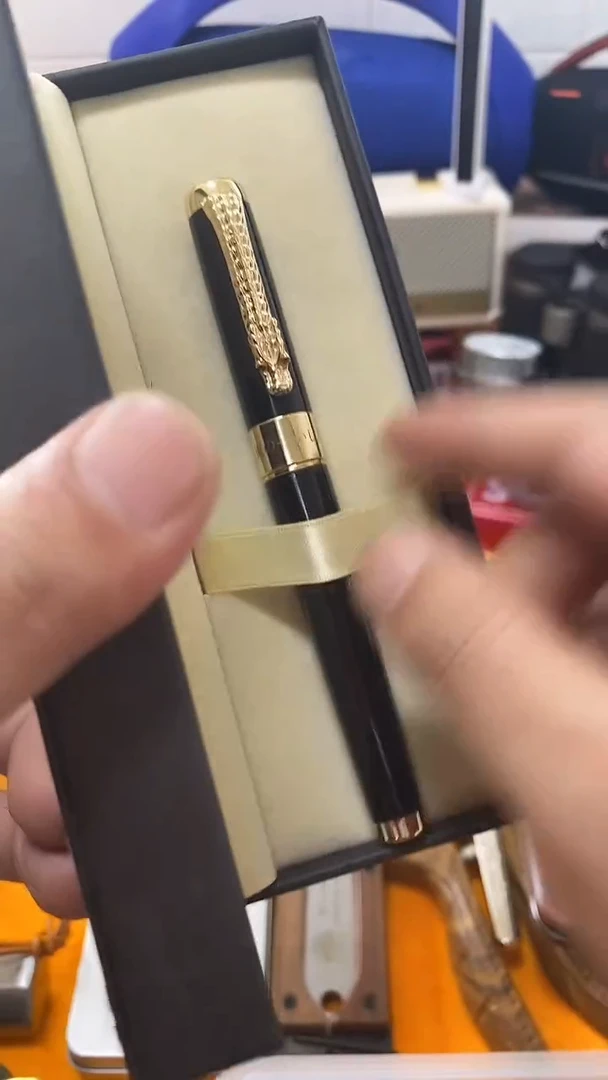 瓷片闪购商品 如图所示