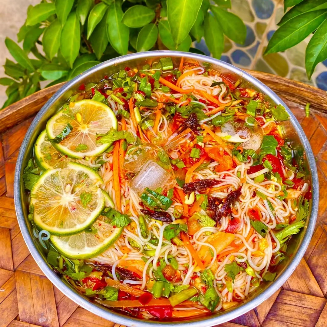 正宗云南德宏酸辣口味速食粉爽口傣味米线