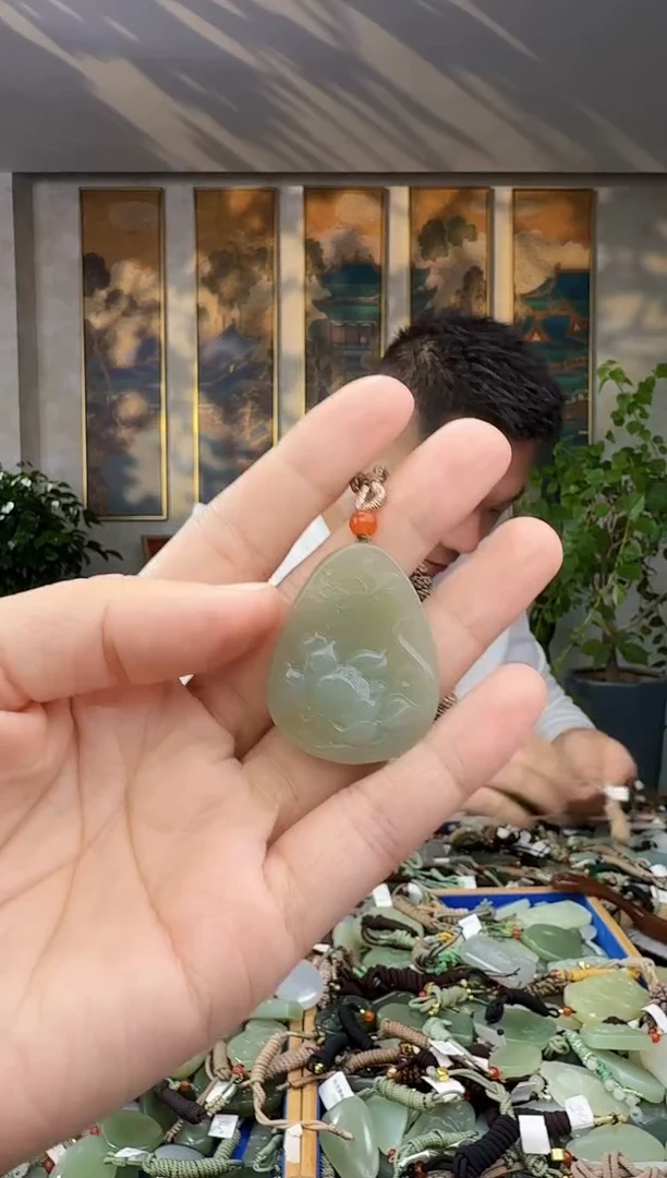 未镶嵌和田玉挂件拍一发一