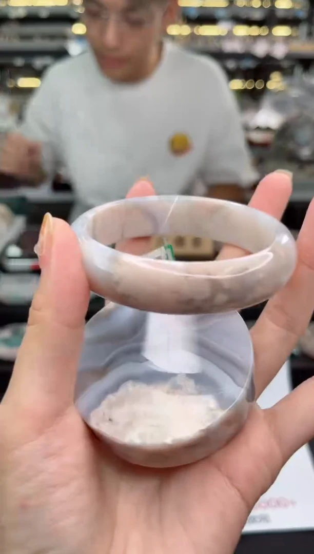 【闪购商品】石英质玉手镯未镶嵌60圈口（不退不换）1572341