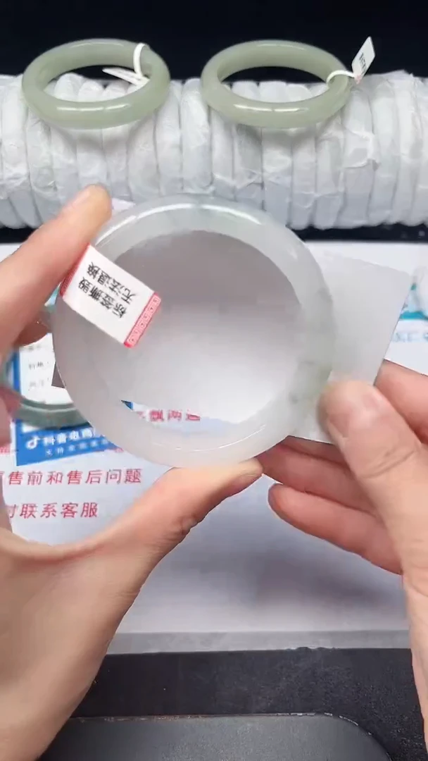 未镶嵌手镯石英质玉125-56/57