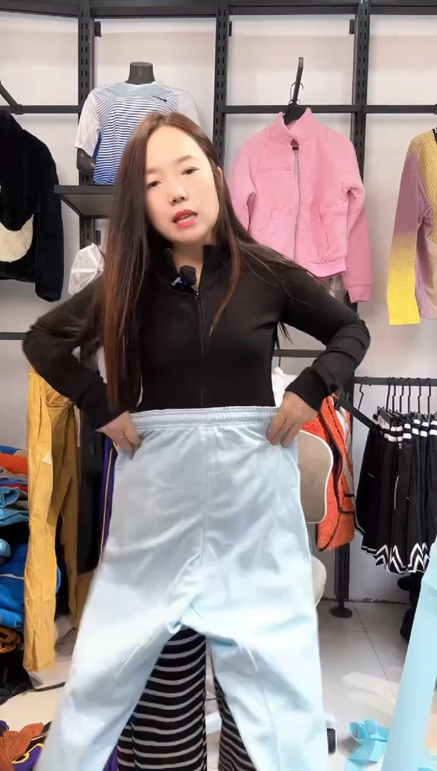 2823 编码  瑕疵直播间过款为准 尺码175