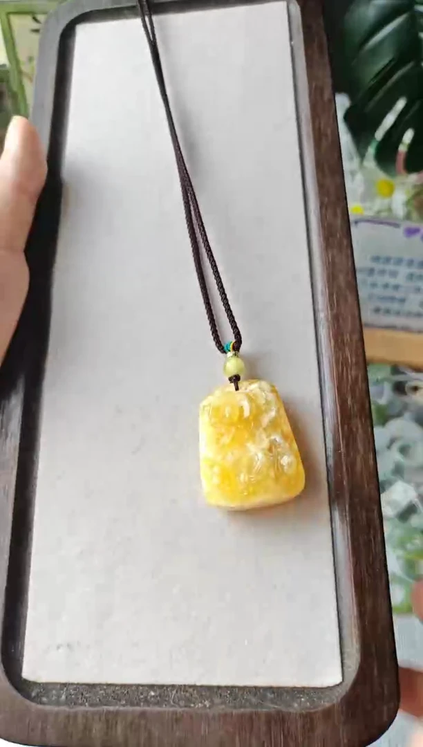 未镶嵌颈饰蜜蜡蜜蜡颈饰未镶嵌
