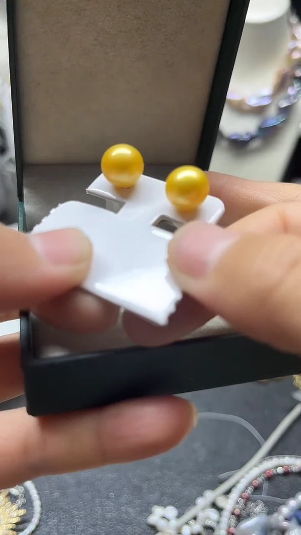 颈饰未镶嵌淡水珍珠多人