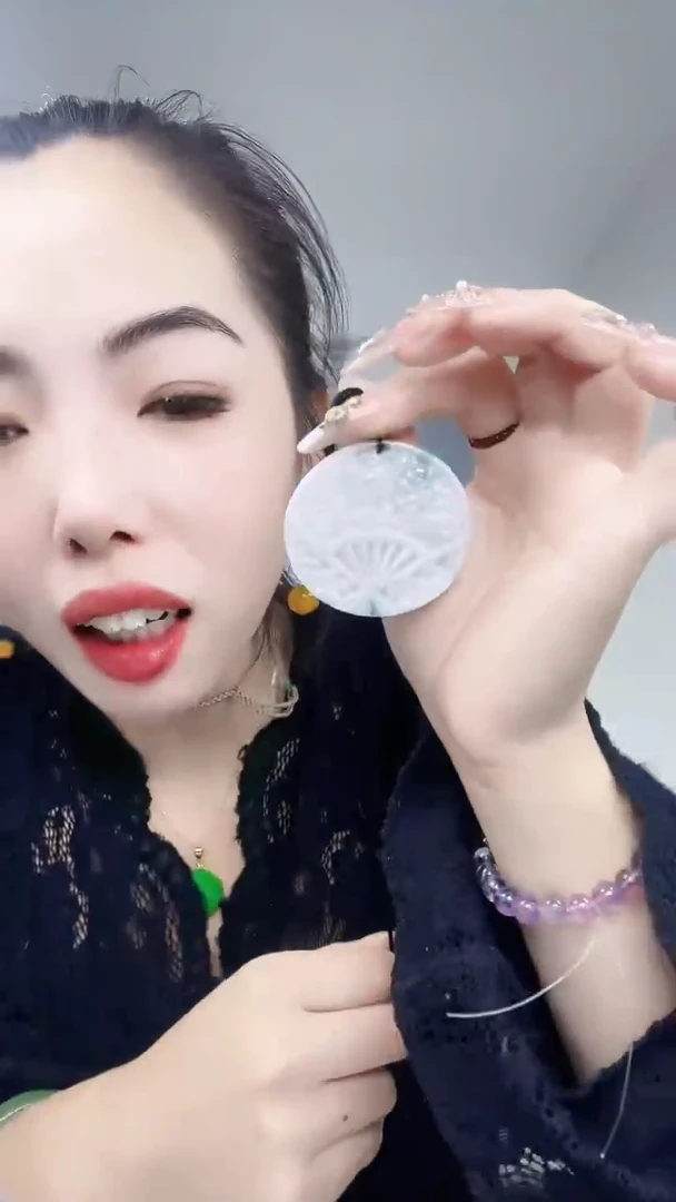 【闪购商品】翡翠颈饰未镶嵌翡翠吊坠