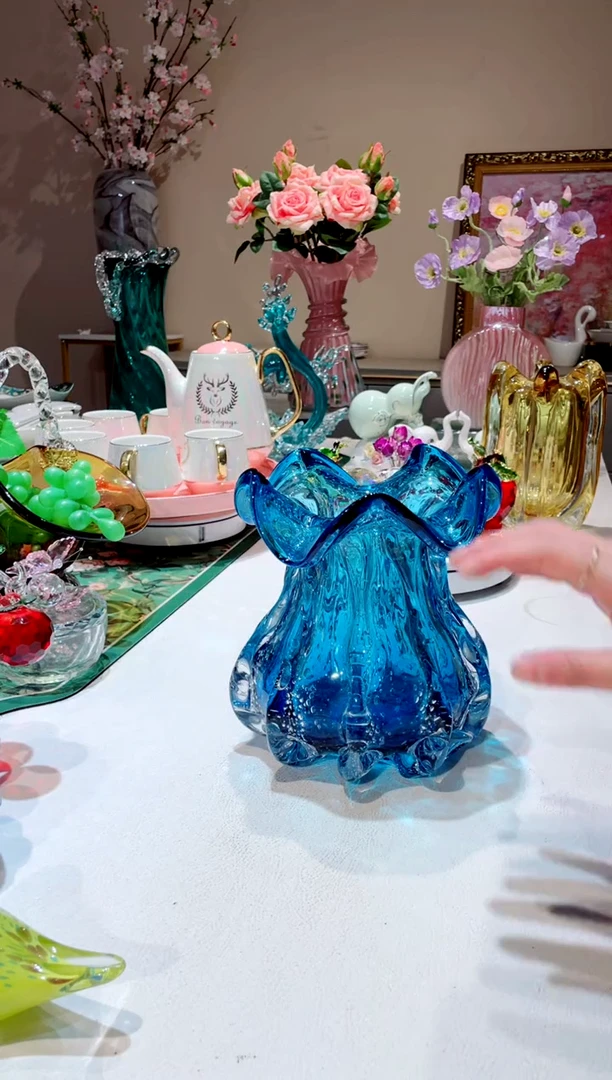 【闪购商品】琉璃手工艺品   深蓝钱袋子花瓶微瑕