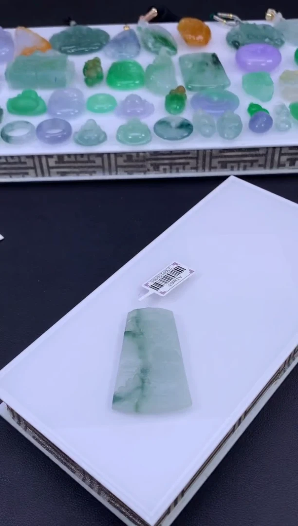 未镶嵌定制翡翠无*翡翠