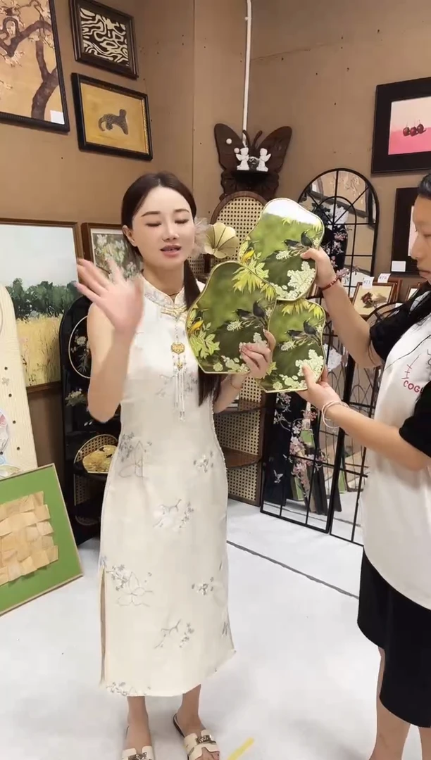 竖款现货福利